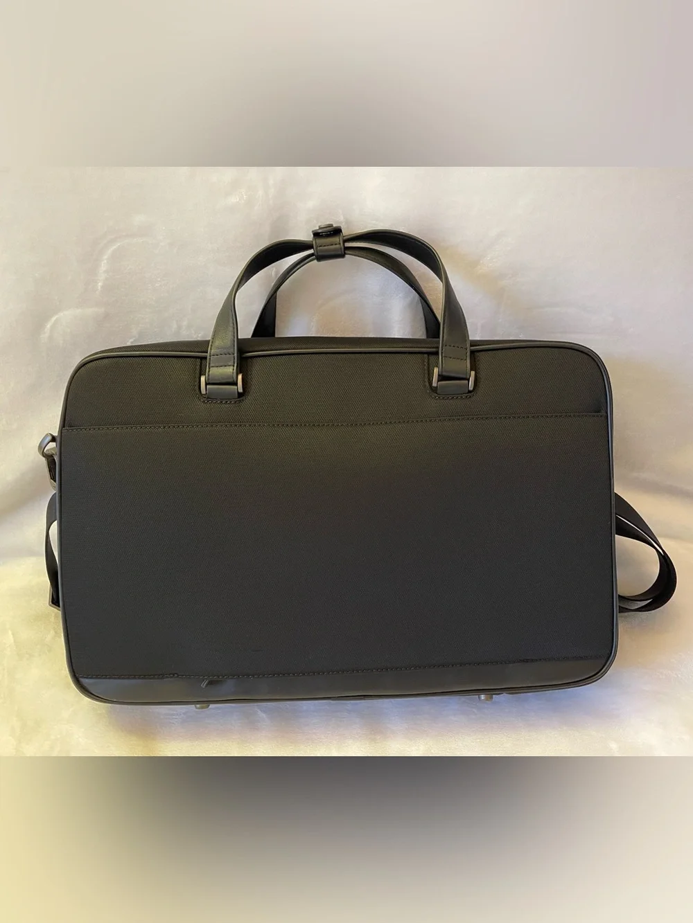Lowepro Echelon Brief Premium Executive Laptop Bag - Fits 15